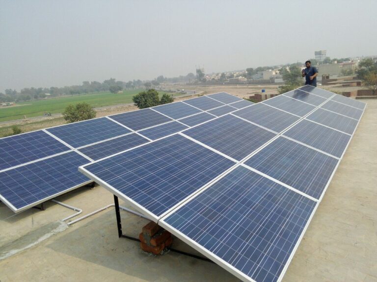 3. Zenabiya School (Multan)